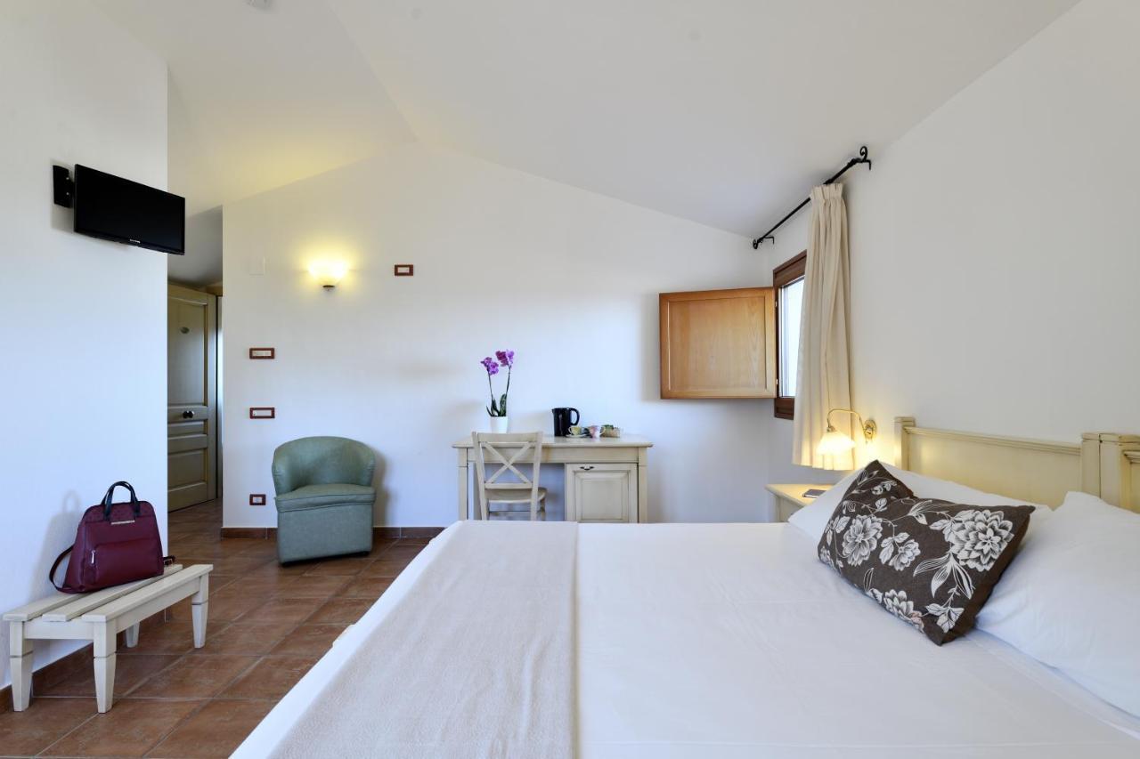 Hotel Marie Claire Lanusei Zewnętrze zdjęcie