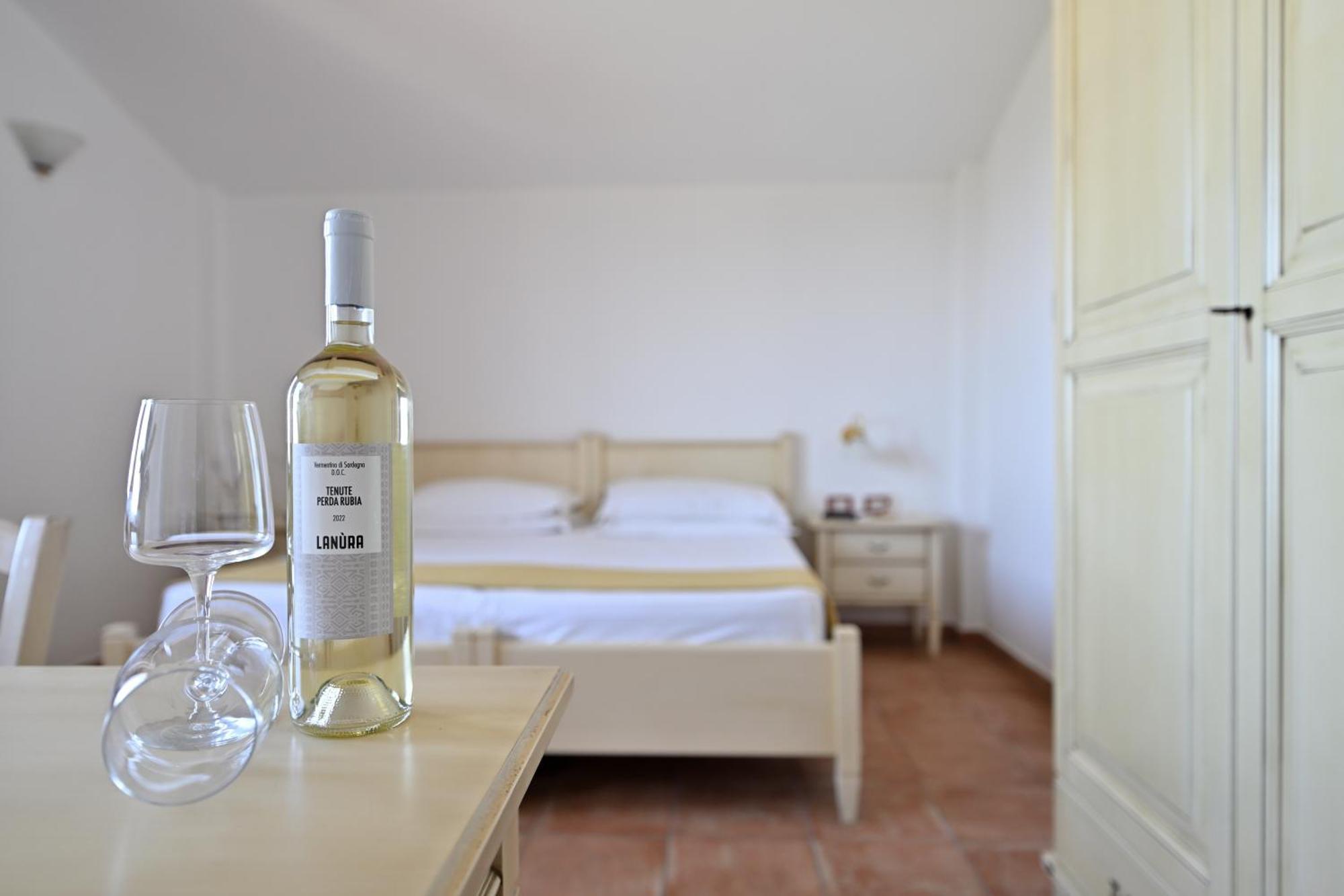 Hotel Marie Claire Lanusei Zewnętrze zdjęcie