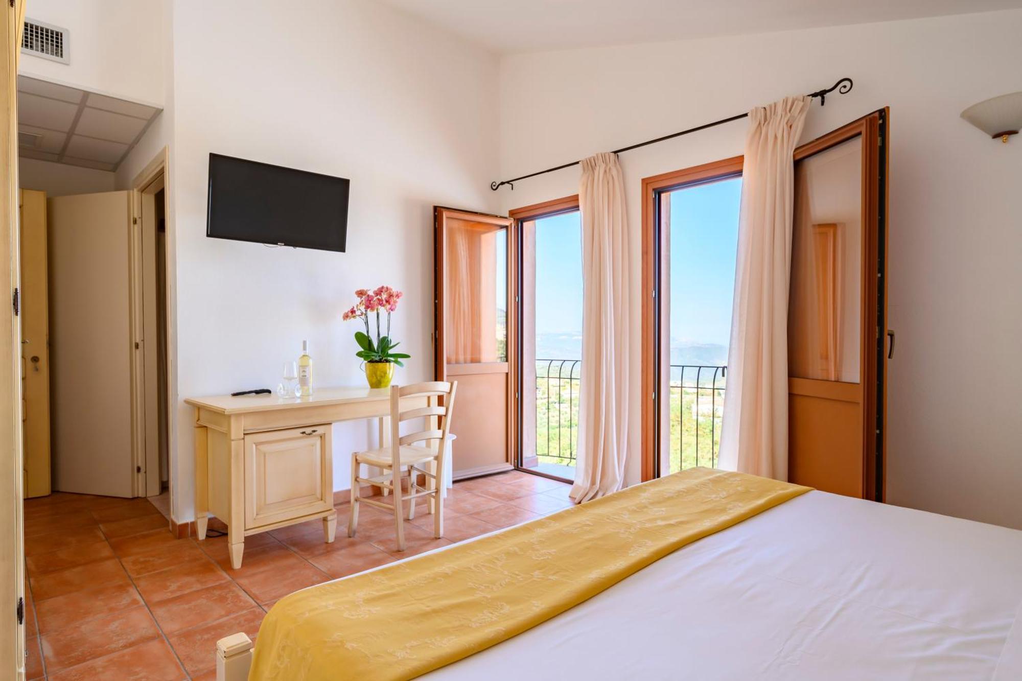 Hotel Marie Claire Lanusei Zewnętrze zdjęcie